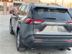 تۆیۆتا ڕاڤ 4